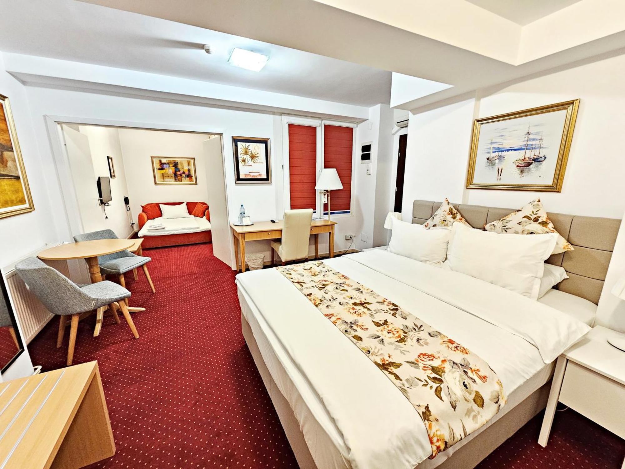 Hotel Bucur