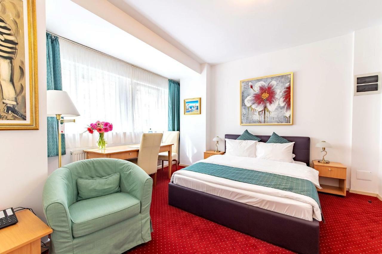 Hotel Bucur