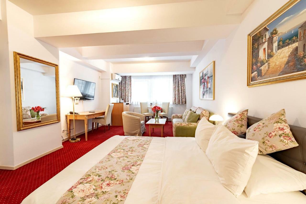 Hotel Bucur 3*