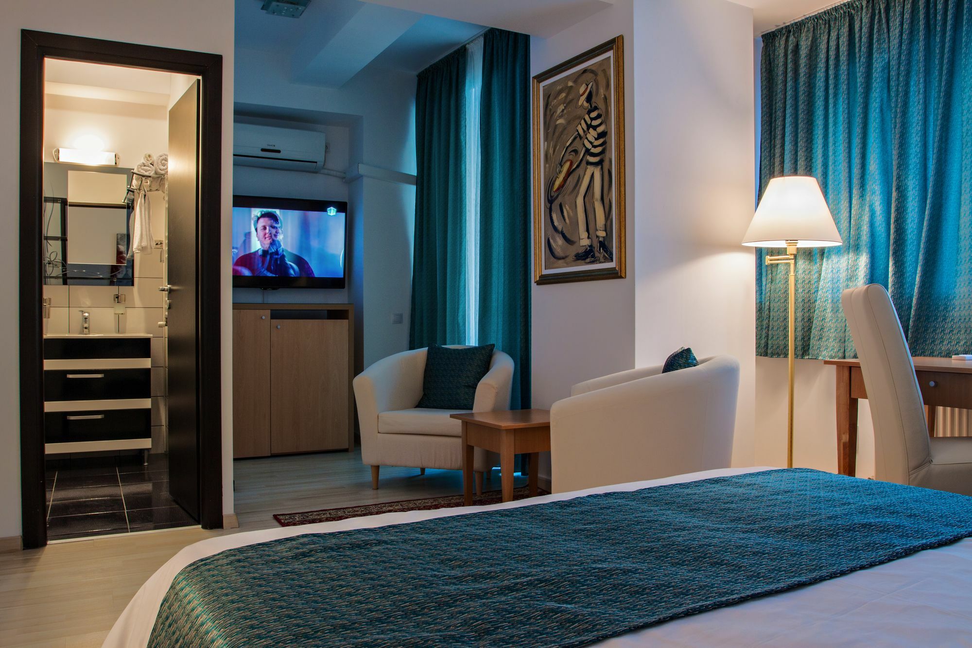 Hotel Bucur 3*